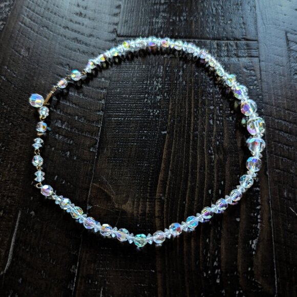 Vintage Aurora Borealis Beaded Choker Necklace Retro Dainty Feminine Crystal - Picture 3 of 8